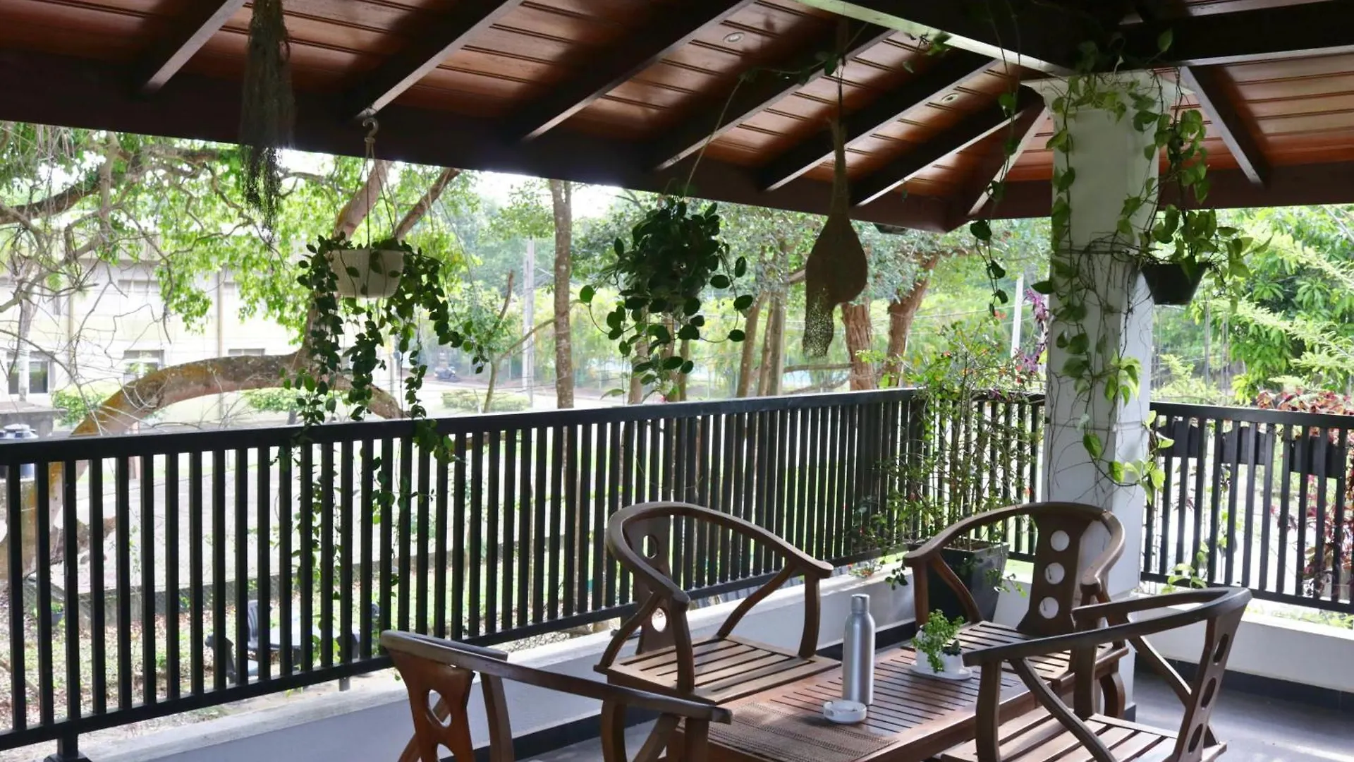 Aqua Breeze Villa Ja-Ela Sri Lanka